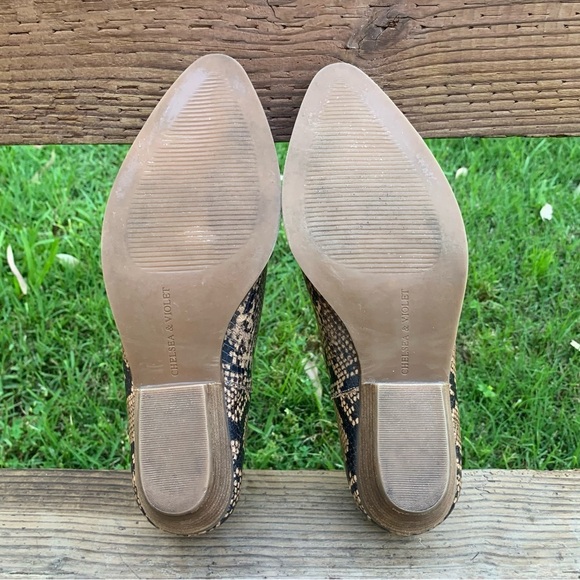 Women’s Chelsea & Violet Ava Ankle Booties - Picture 5 of 7